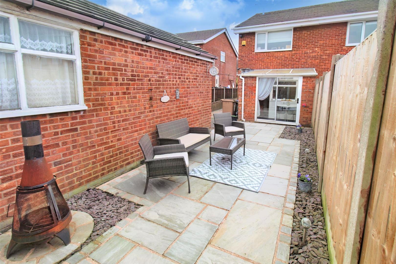 Kirkwall Grove, Milton, Stoke-On-Trent